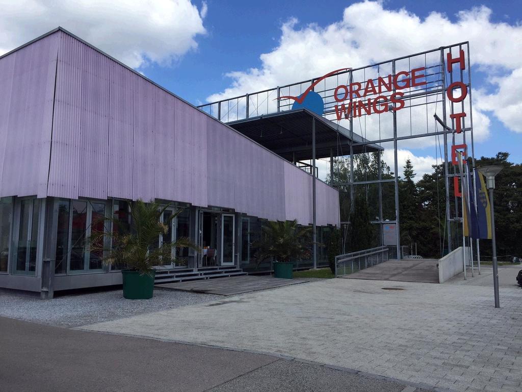 Orange Wings Krems Hotel Exterior photo